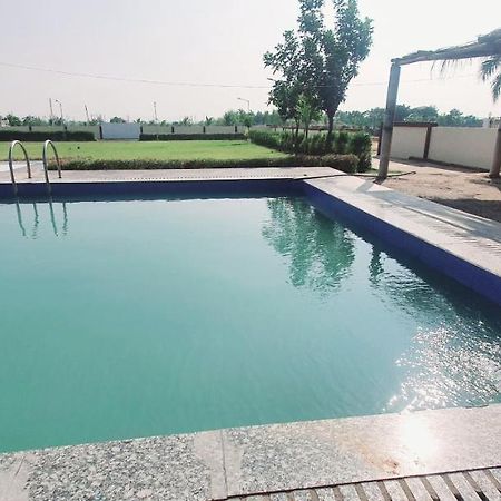 Krishna Farm & Forest Villa Bhuj Buitenkant foto