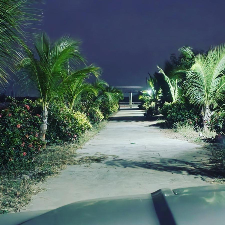 Krishna Farm & Forest Villa Bhuj Buitenkant foto
