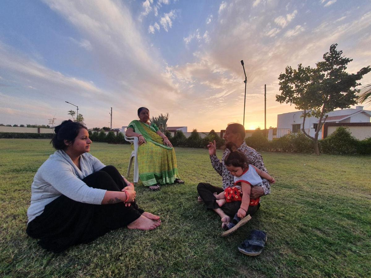 Krishna Farm & Forest Villa Bhuj Buitenkant foto