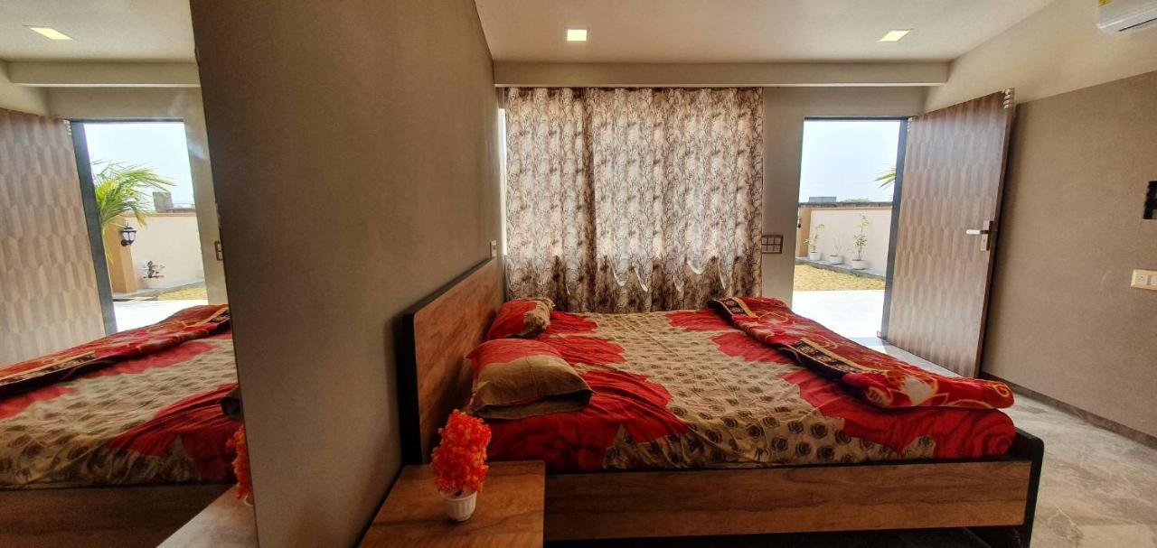 Krishna Farm & Forest Villa Bhuj Buitenkant foto
