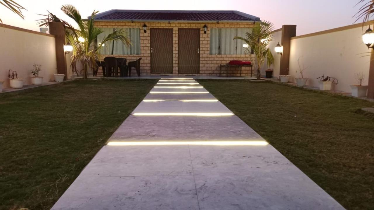 Krishna Farm & Forest Villa Bhuj Buitenkant foto