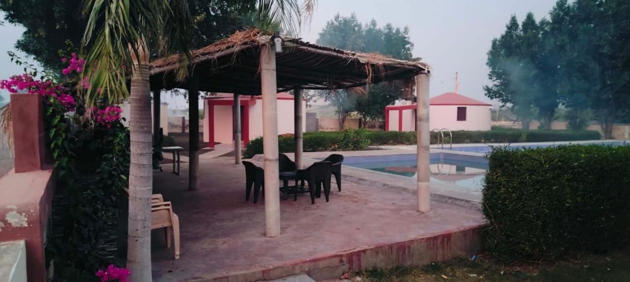 Krishna Farm & Forest Villa Bhuj Buitenkant foto